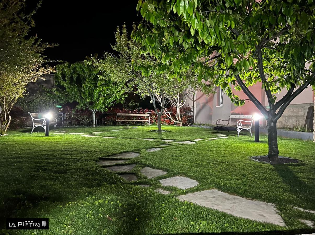 La Pietra Family Hotel Međugorje Exterior foto
