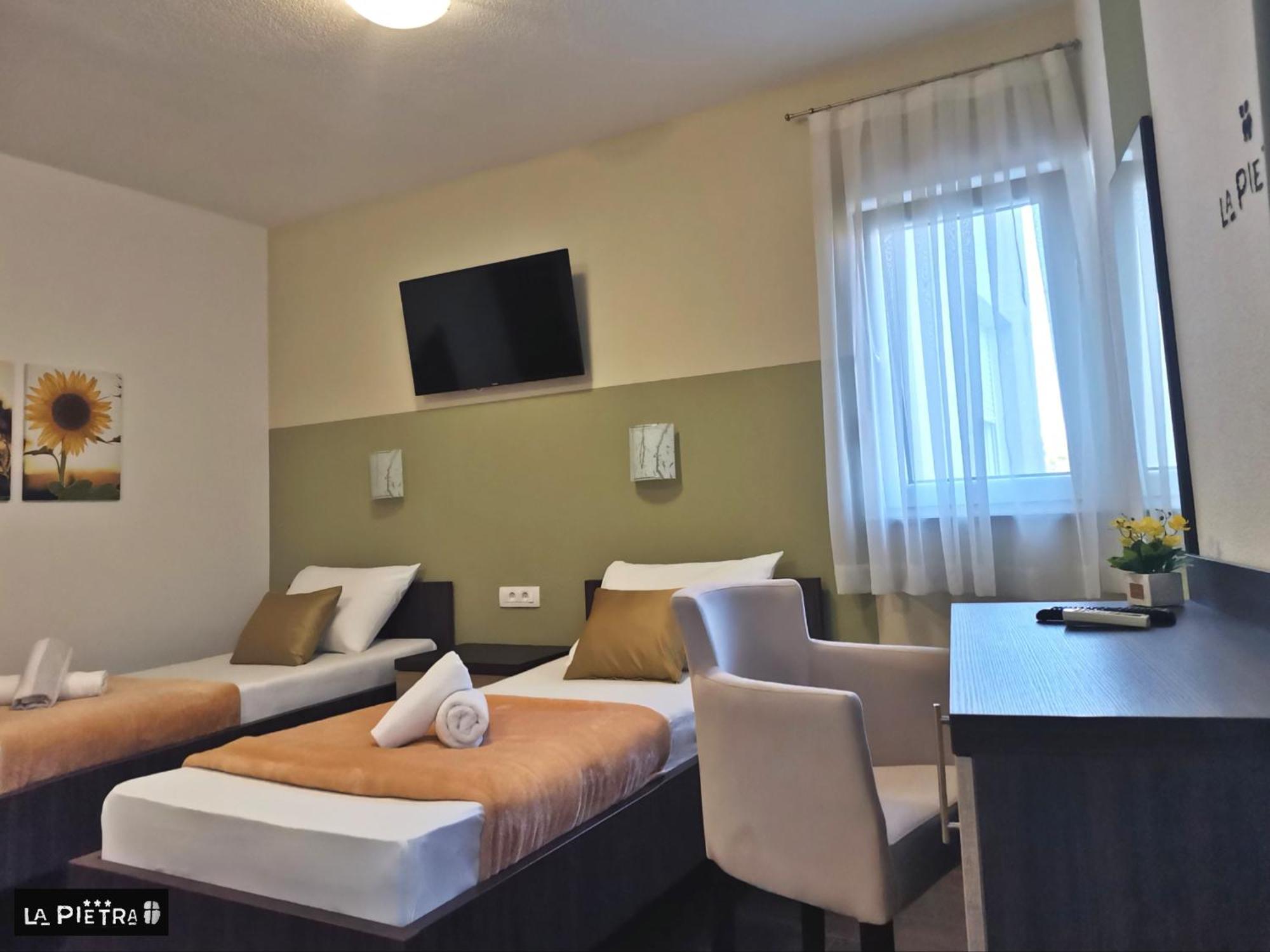 La Pietra Family Hotel Međugorje Zimmer foto