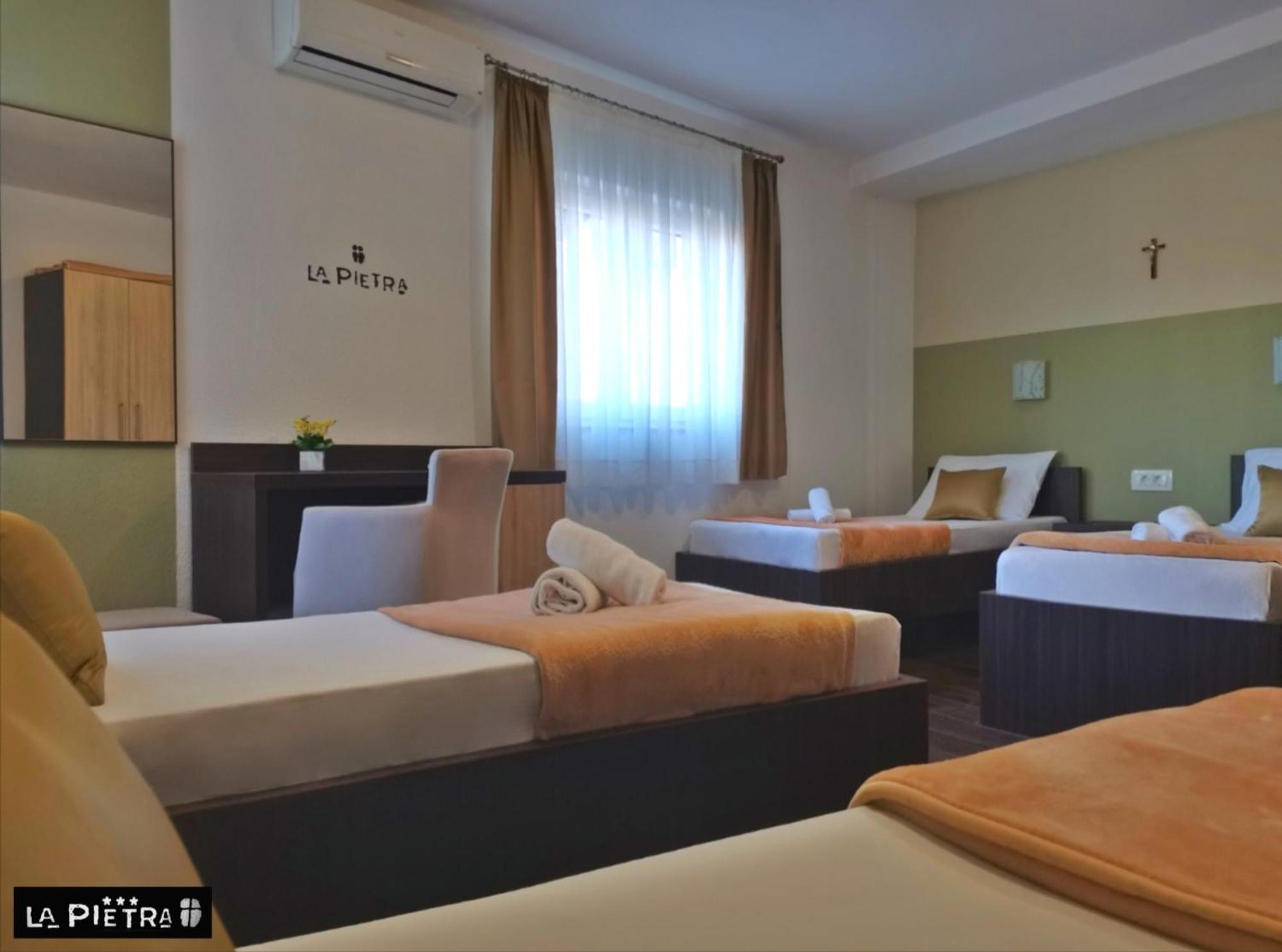 La Pietra Family Hotel Međugorje Zimmer foto